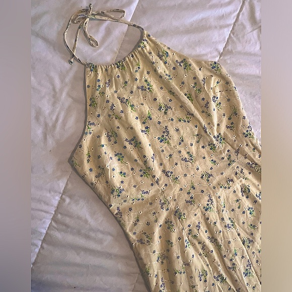 california concepts Dresses & Skirts - Vintage Ditsy Eyelet Floral Yellow Halter Mini Dress
